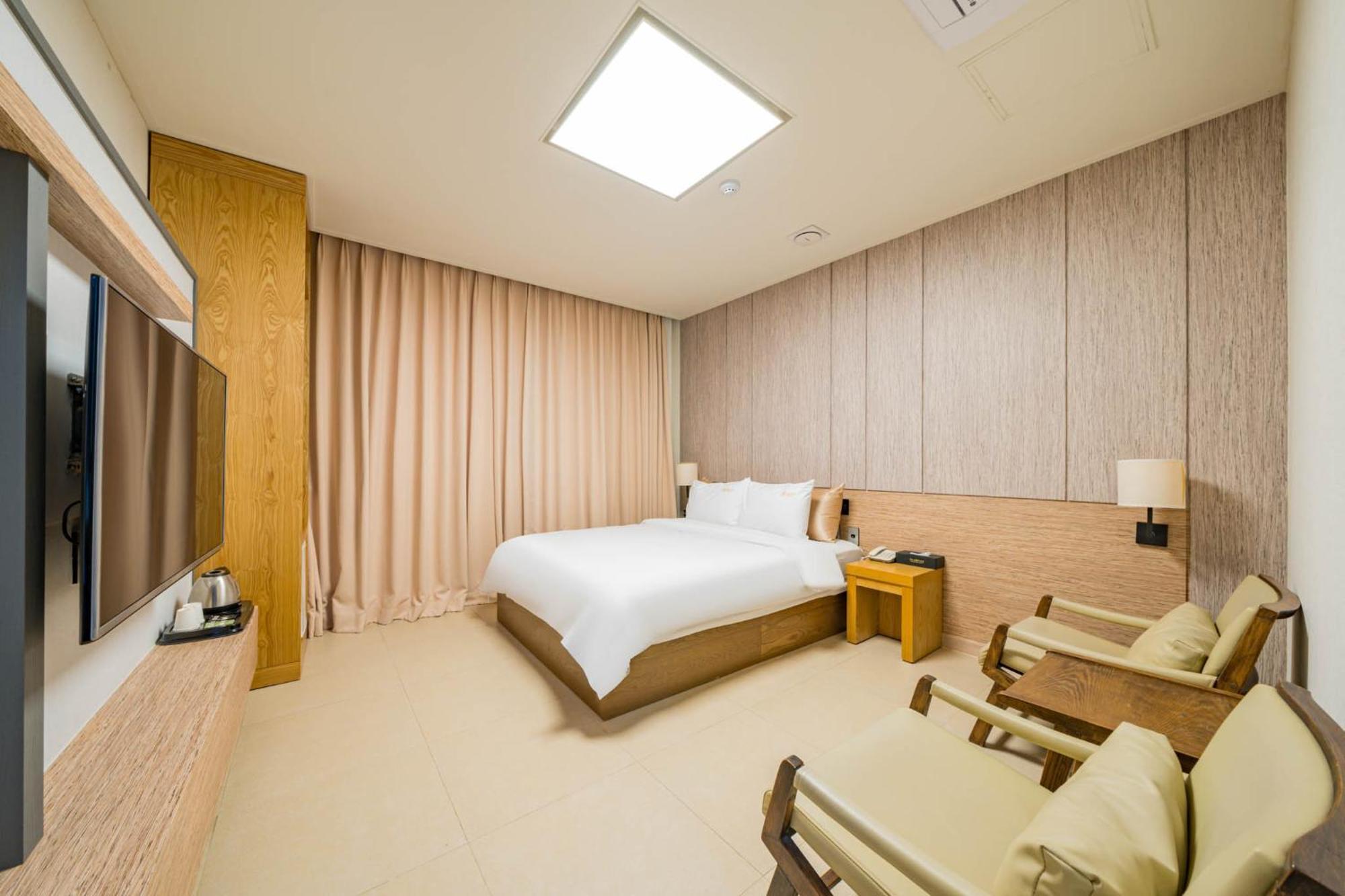 Yeosu Stay Hotel Bilik gambar