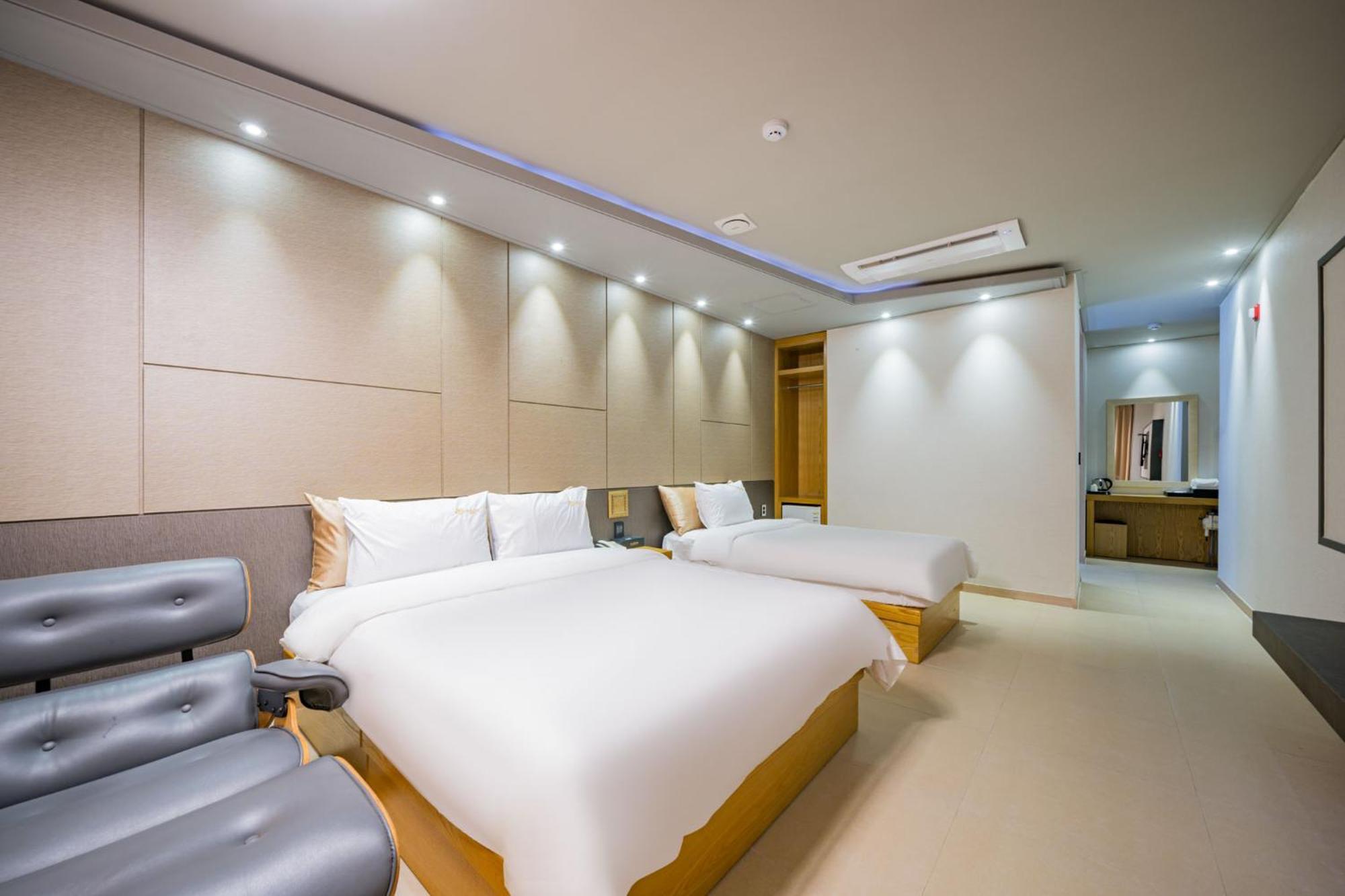 Yeosu Stay Hotel Bilik gambar