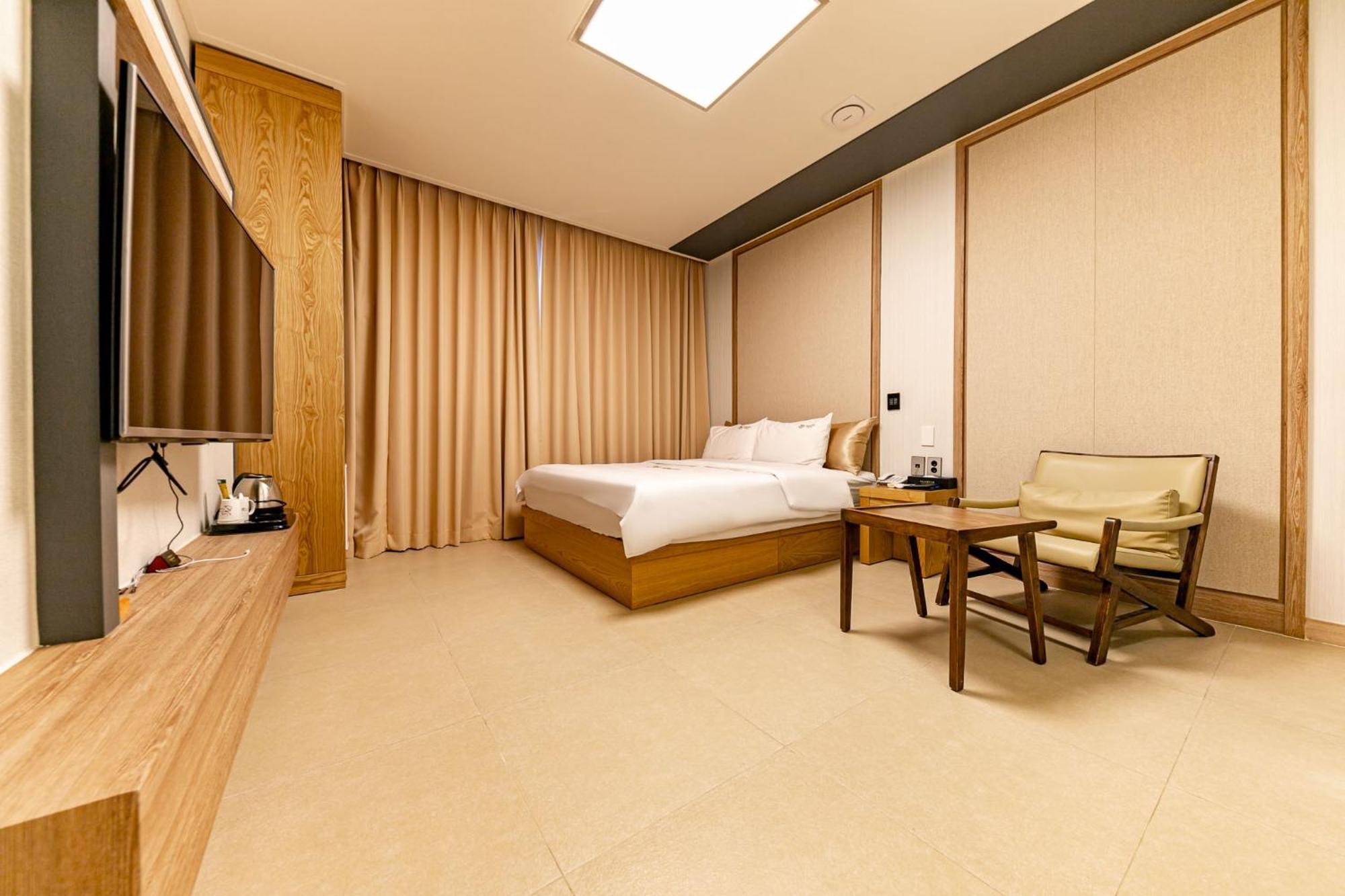 Yeosu Stay Hotel Bilik gambar
